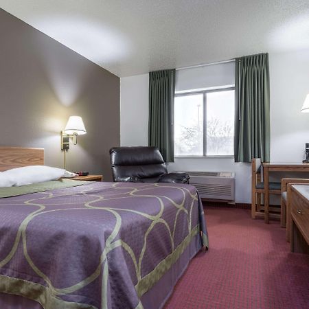 Super 8 By Wyndham Fond Du Lac Exteriér fotografie