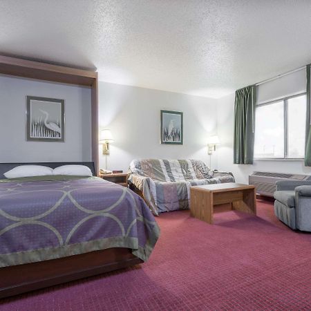 Super 8 By Wyndham Fond Du Lac Exteriér fotografie