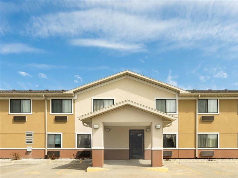 Super 8 By Wyndham Fond Du Lac Exteriér fotografie